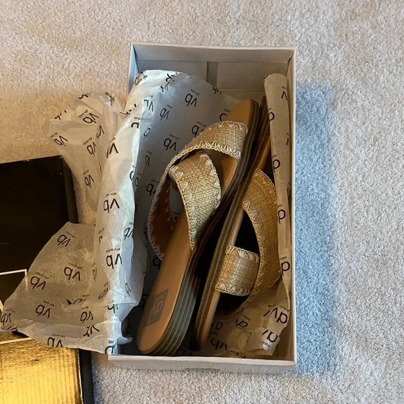 Dolce Vita Miguel raffia crisscross sandals - Picture 3 of 8